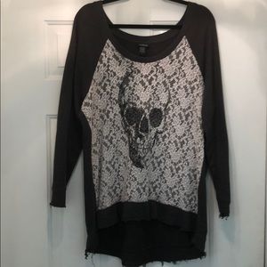 Torrid Sz 2 grey with lace skull sweater